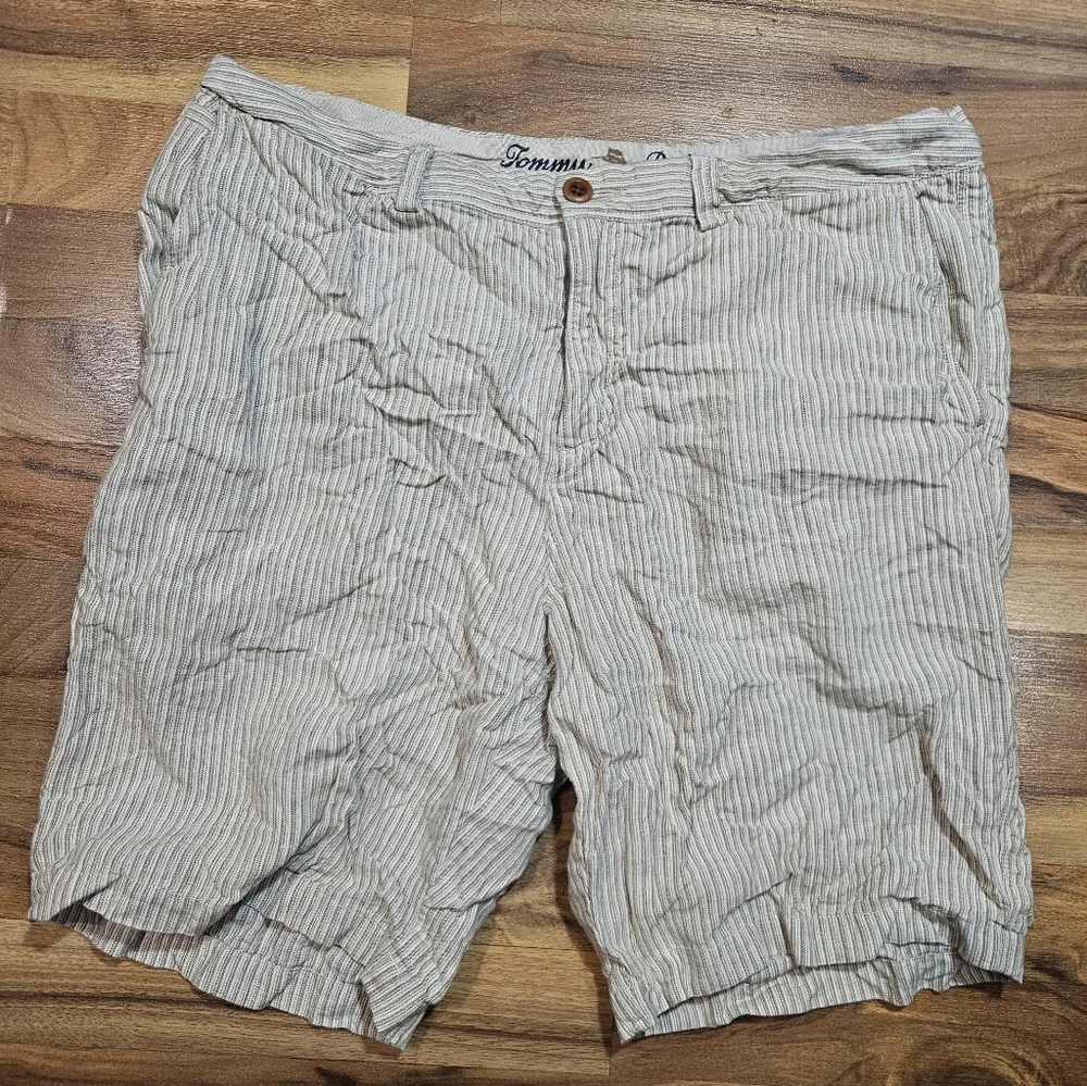 Tommy Bahama Men's 100% Linen Flat Front Shorts Brown White Striped Size 36 - Picture 1 of 7